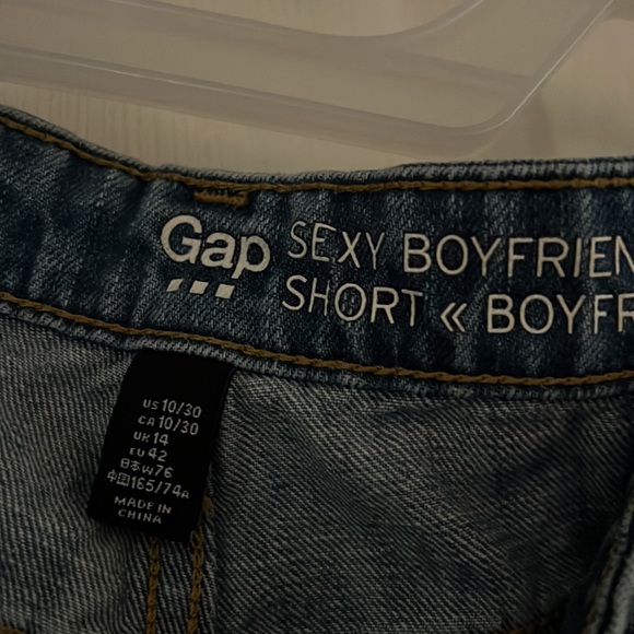 Gap distressed denim shorts - Picture 2 of 3
